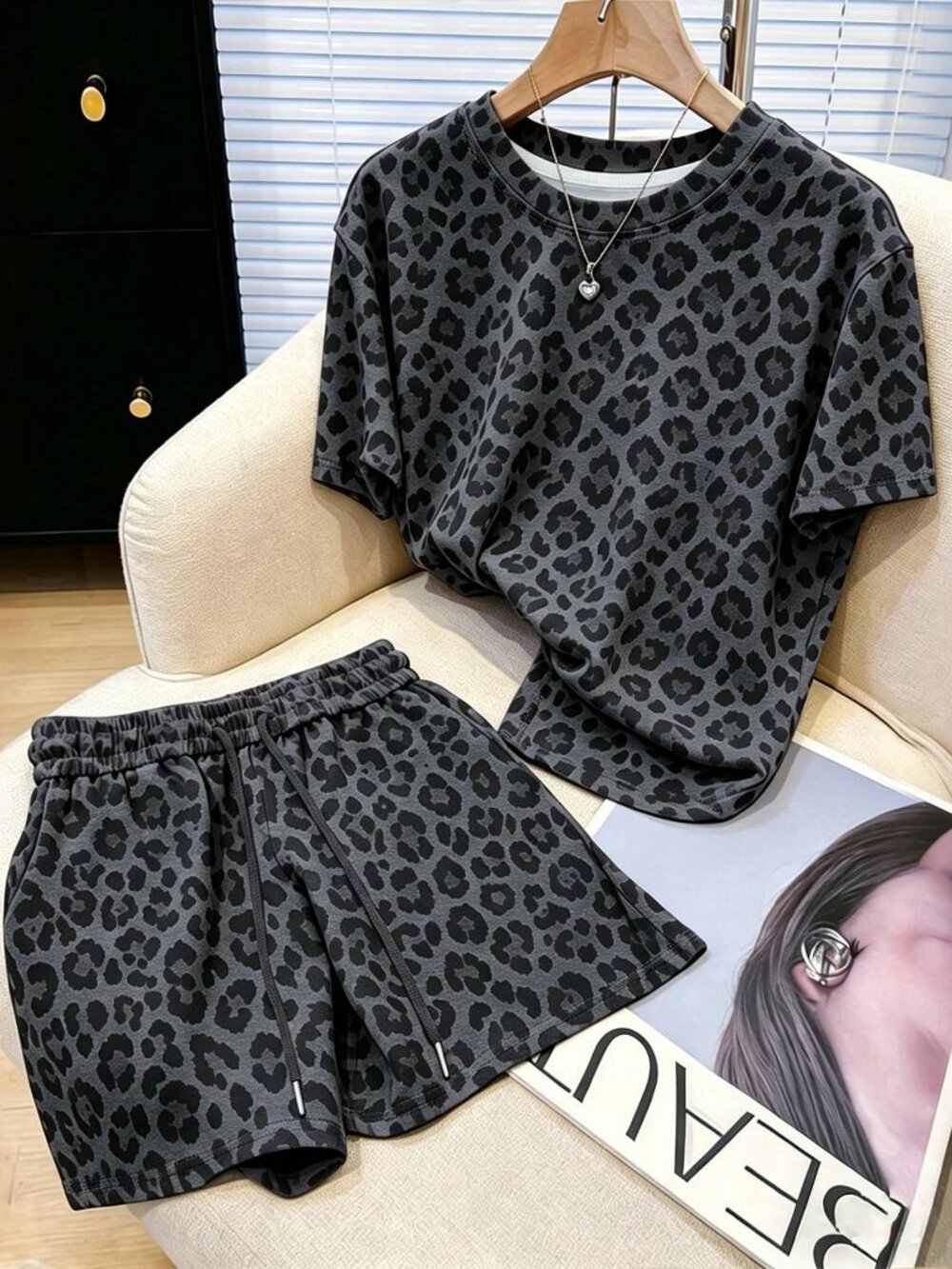 Grey Casual Women's Polka Dot Short Sleeve Tee & Mini Shorts Set